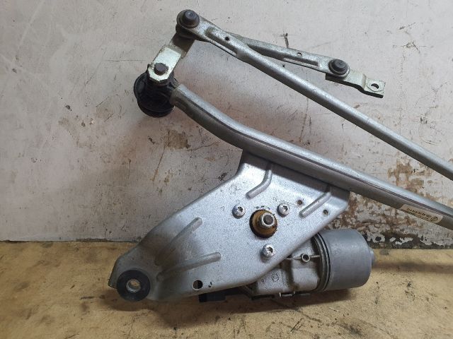 bontott DACIA LOGAN Első Ablaktörlő Szerkezet Motorral