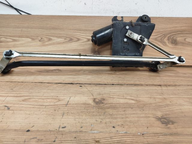 bontott DACIA LOGAN Első Ablaktörlő Szerkezet Motorral