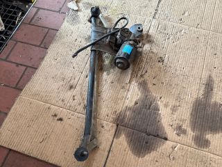 bontott DACIA LOGAN Első Ablaktörlő Szerkezet Motorral