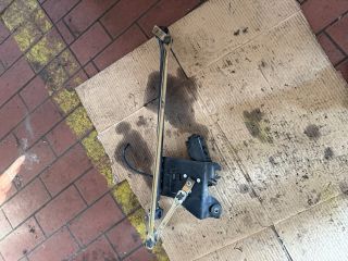 bontott DACIA LOGAN Első Ablaktörlő Szerkezet Motorral