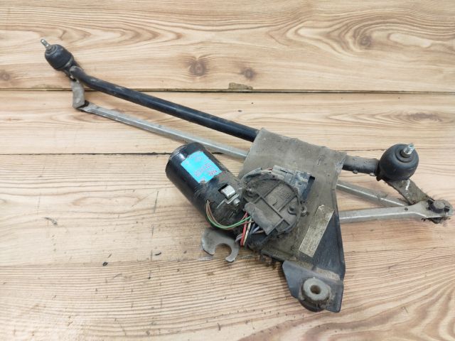 bontott DACIA LOGAN Első Ablaktörlő Szerkezet Motorral