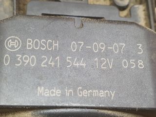 bontott DACIA LOGAN Első Ablaktörlő Szerkezet Motorral