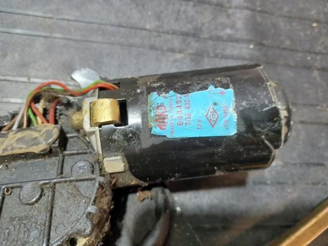 bontott DACIA LOGAN Első Ablaktörlő Szerkezet