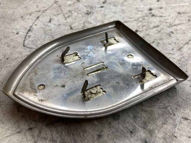 bontott DACIA LOGAN Első Embléma