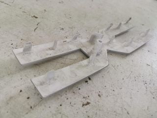 bontott DACIA LOGAN Első Embléma