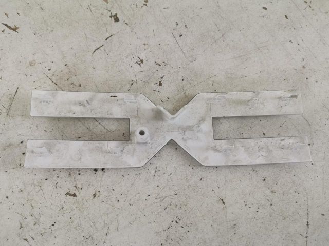 bontott DACIA LOGAN Első Embléma