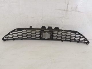 bontott DACIA LOGAN Első Lökhárító Alsó Középső Díszrács
