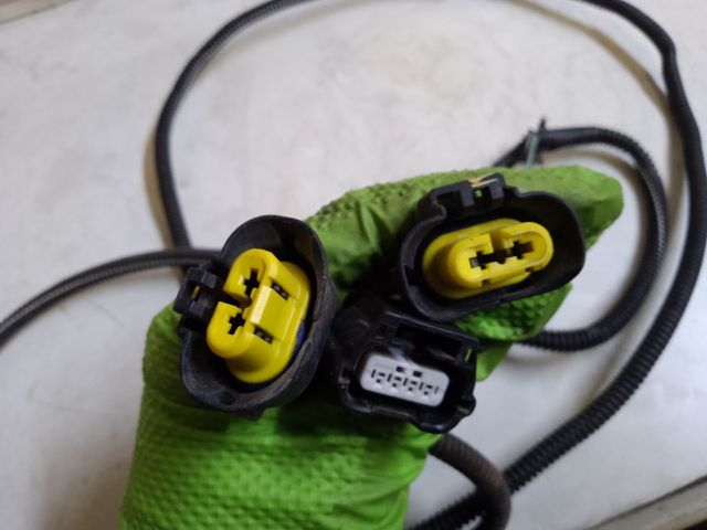 bontott DACIA LOGAN Első Lökhárító Kábelköteg