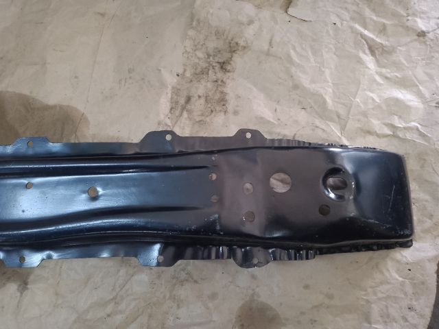 bontott DACIA LOGAN Első Lökhárító Merevítő (Fém)