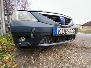 bontott DACIA LOGAN Első Lökhárító (Részeivel)