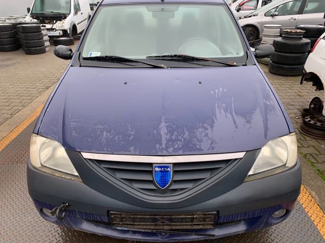 bontott DACIA LOGAN Első Lökhárító (Részeivel)