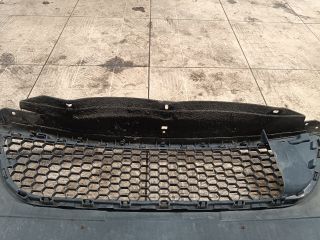 bontott DACIA LOGAN Első Lökhárító (Üresen)