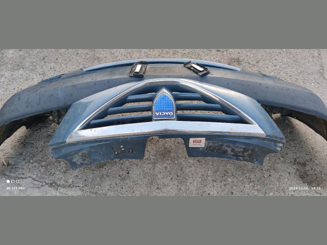 bontott DACIA LOGAN Első Lökhárító (Üresen)