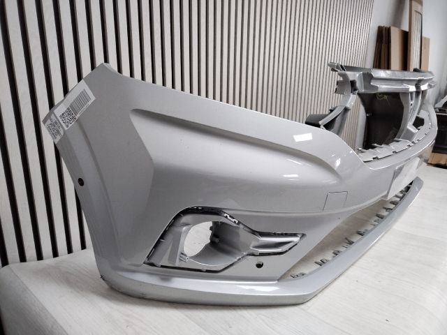 bontott DACIA LOGAN Első Lökhárító (Üresen)