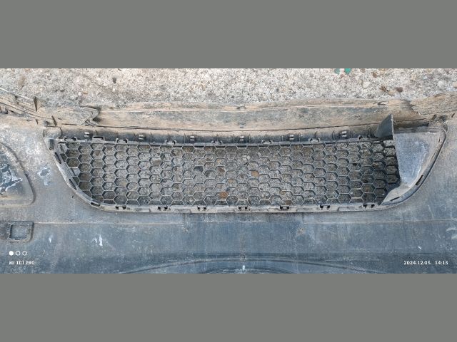 bontott DACIA LOGAN Első Lökhárító (Üresen)