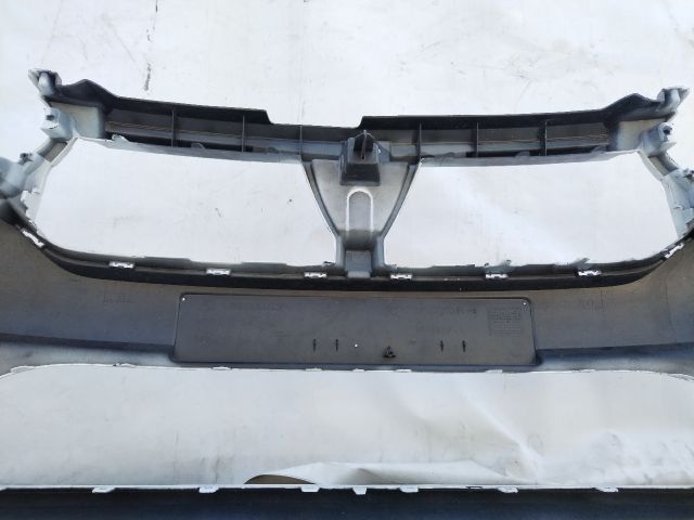 bontott DACIA LOGAN Első Lökhárító (Üresen)