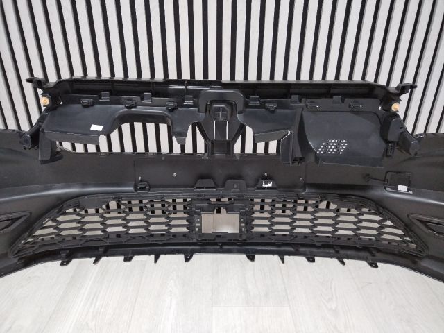 bontott DACIA LOGAN Első Lökhárító (Üresen)