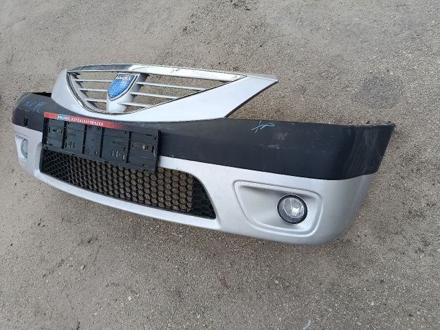 bontott DACIA LOGAN Első Lökhárító (Üresen)