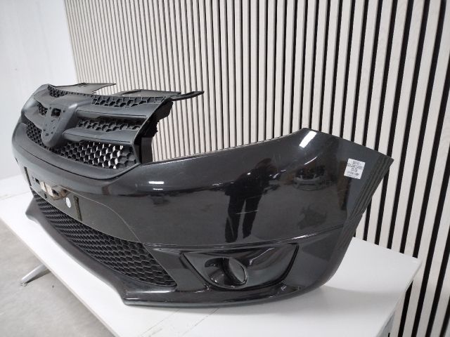 bontott DACIA LOGAN Első Lökhárító (Üresen)