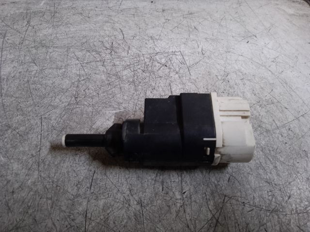 bontott DACIA LOGAN Fék Pedál Kapcsoló