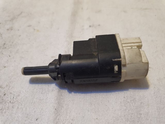 bontott DACIA LOGAN Fék Pedál Kapcsoló