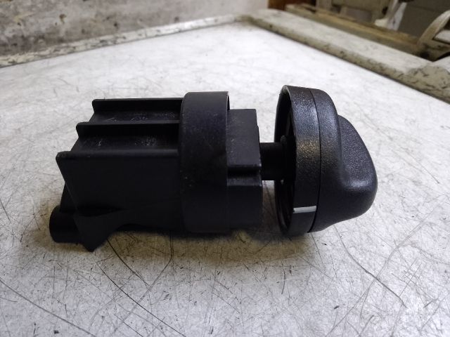 bontott DACIA LOGAN Fényszórómagasság Állító Kapcsoló