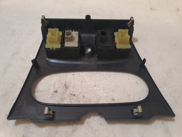 bontott DACIA LOGAN Fűtéskapcsoló Keret