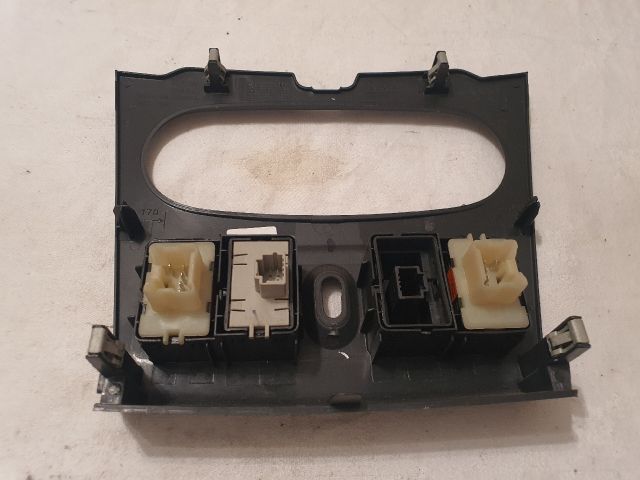 bontott DACIA LOGAN Fűtéskapcsoló Keret