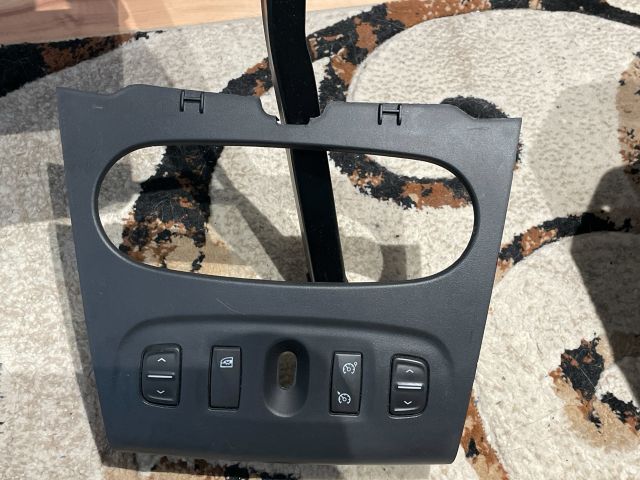 bontott DACIA LOGAN Fűtéskapcsoló Keret