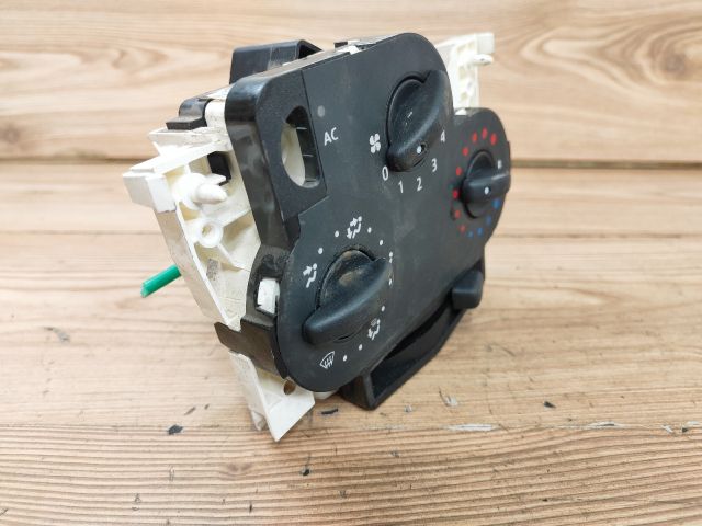 bontott DACIA LOGAN Fűtéskapcsoló (manuális klímás)