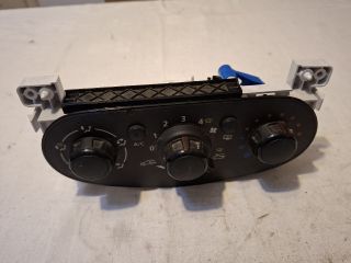 bontott DACIA LOGAN Fűtéskapcsoló (manuális klímás)