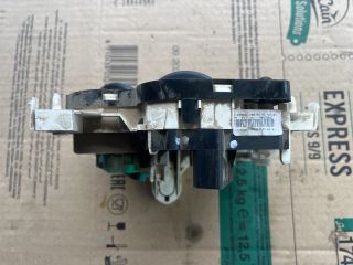 bontott DACIA LOGAN Fűtéskapcsoló (manuális klímás)