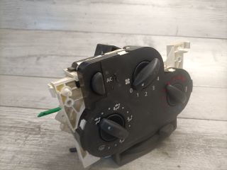 bontott DACIA LOGAN Fűtéskapcsoló (manuális klímás)