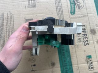 bontott DACIA LOGAN Fűtéskapcsoló (manuális klímás)