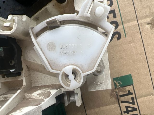 bontott DACIA LOGAN Fűtéskapcsoló (manuális klímás)