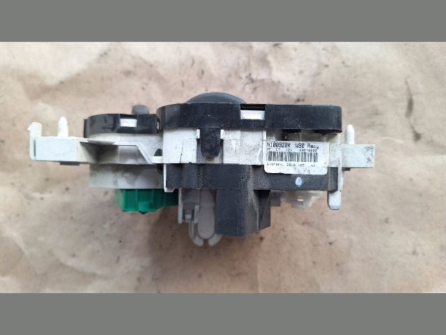 bontott DACIA LOGAN Fűtéskapcsoló (manuális klímás)