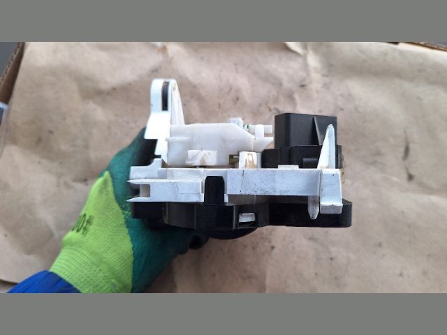 bontott DACIA LOGAN Fűtéskapcsoló (manuális klímás)