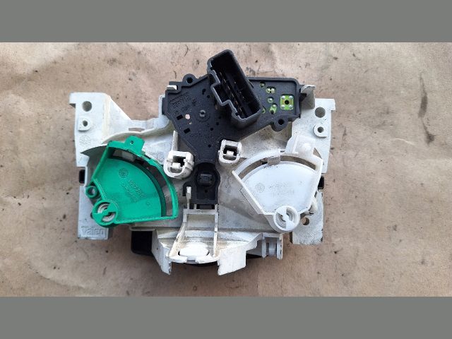 bontott DACIA LOGAN Fűtéskapcsoló (manuális klímás)