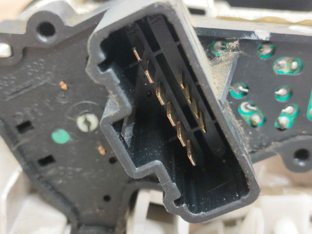 bontott DACIA LOGAN Fűtéskapcsoló