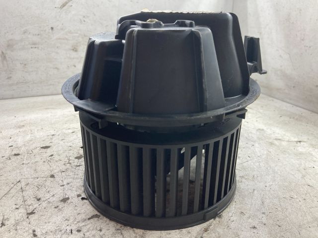 bontott DACIA LOGAN Fűtőmotor (Klímás)