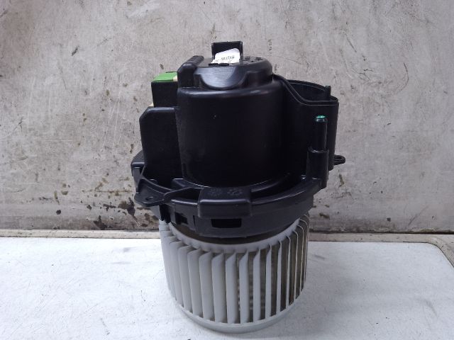 bontott DACIA LOGAN Fűtőmotor (Klímás)