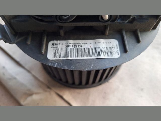 bontott DACIA LOGAN Fűtőmotor (Klímás)