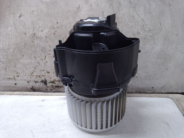 bontott DACIA LOGAN Fűtőmotor (Klímás)