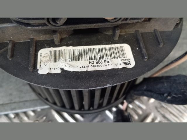 bontott DACIA LOGAN Fűtőmotor (Nem klímás)