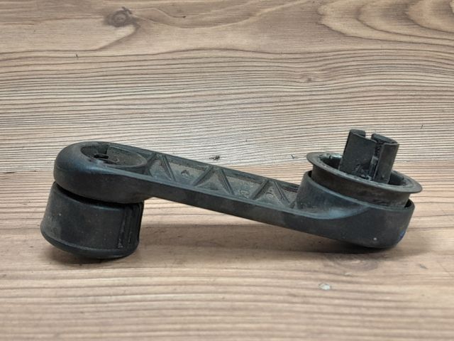 bontott DACIA LOGAN Hátsó Ablaktekerő Kar