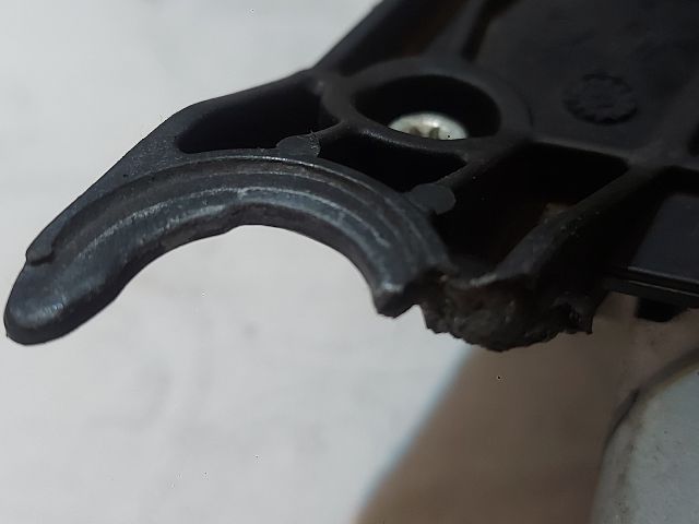 bontott DACIA LOGAN Hátsó Ablaktörlő Motor