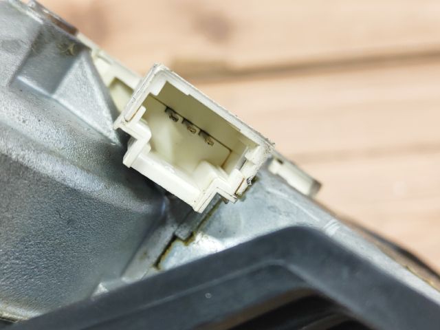 bontott DACIA LOGAN Hátsó Ablaktörlő Motor