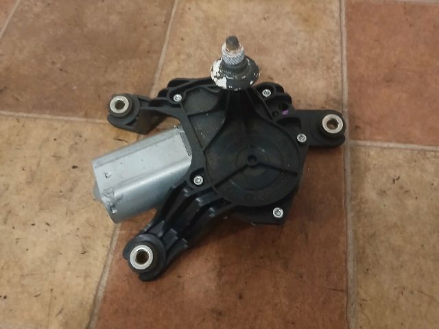 bontott DACIA LOGAN Hátsó Ablaktörlő Motor