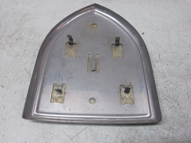 bontott DACIA LOGAN Hátsó Embléma