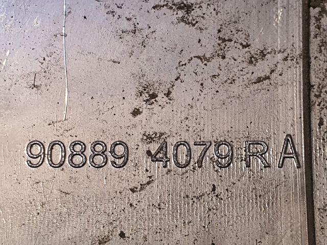 bontott DACIA LOGAN Hátsó Embléma